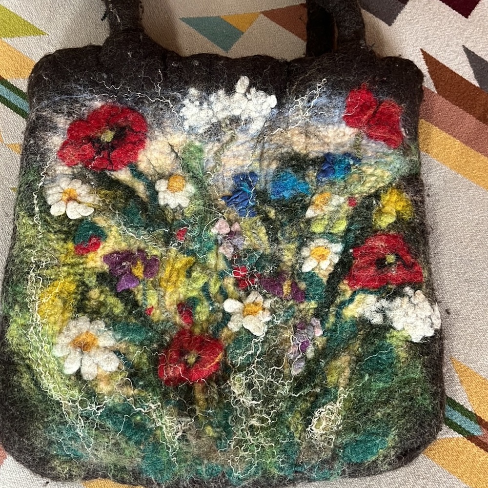 Handmade felted bag / tote / purse - Picture 3 of 5